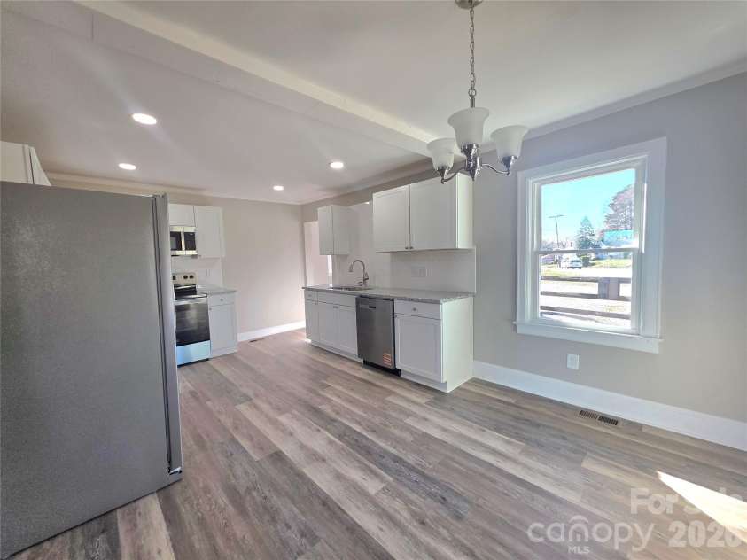 601 Linwood Road, Gastonia, NC 28052.  MLS# CAR4355234, YatesRealty ID 3690. 