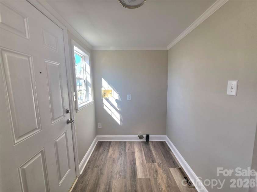 601 Linwood Road, Gastonia, NC 28052.  MLS# CAR4355234, YatesRealty ID 3690. 
