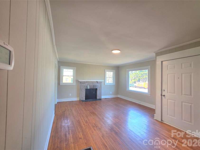 601 Linwood Road, Gastonia, NC 28052.  MLS# CAR4355234, YatesRealty ID 3690. 