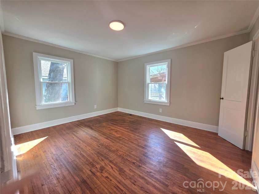 601 Linwood Road, Gastonia, NC 28052.  MLS# CAR4355234, YatesRealty ID 3690. 
