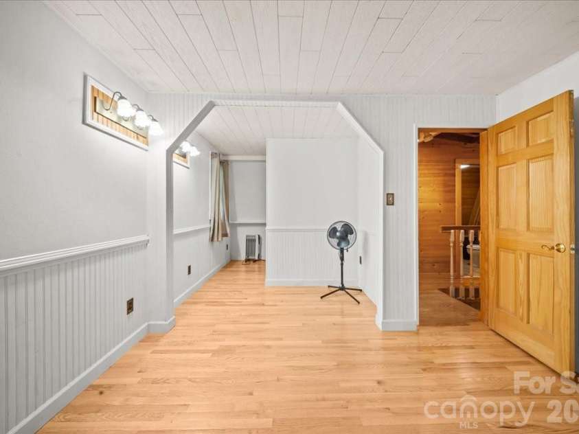 371 Patton Valley Drive, Nebo, NC 28761.  MLS# CAR4404265, YatesRealty ID 36900. 
