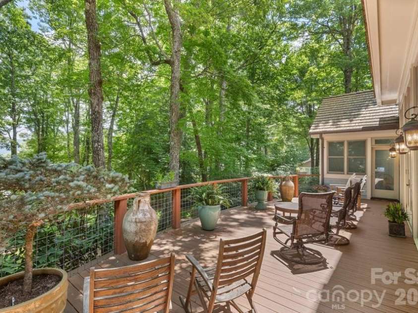 17 Sunset Trace, Highlands, NC 28741.  MLS# CAR4403993, YatesRealty ID 36901. Back Deck