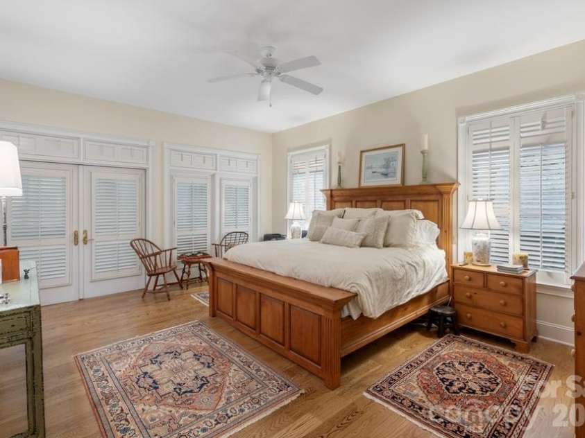 17 Sunset Trace, Highlands, NC 28741.  MLS# CAR4403993, YatesRealty ID 36901. Primary Ensuite with Sunroom