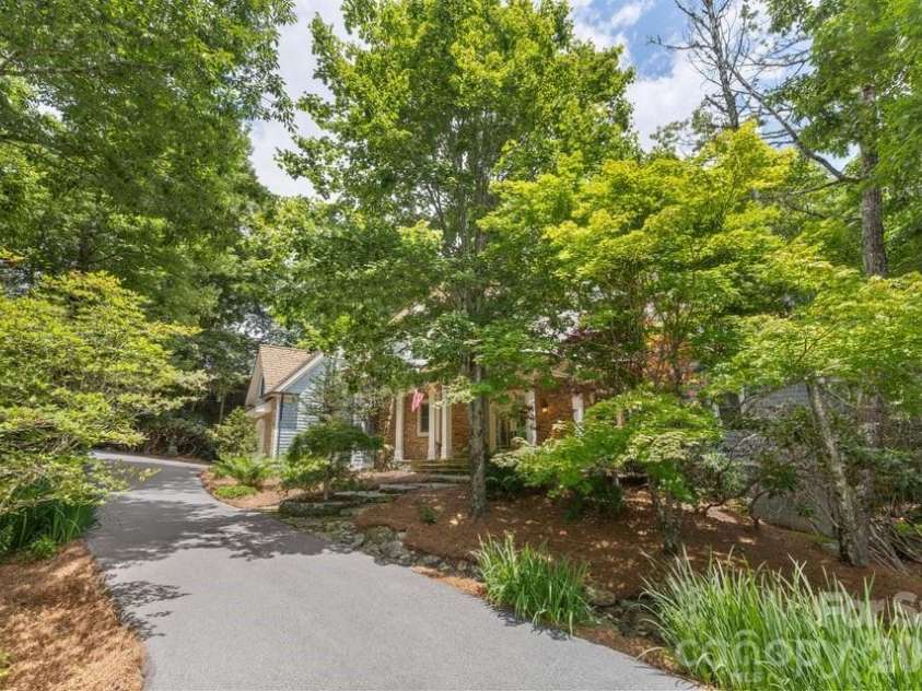 17 Sunset Trace, Highlands, NC 28741.  MLS# CAR4403993, YatesRealty ID 36901. View from the road