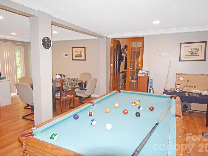 1515 States Avenue, Morganton, NC 28655.  MLS# CAR4403770, YatesRealty ID 36907. 