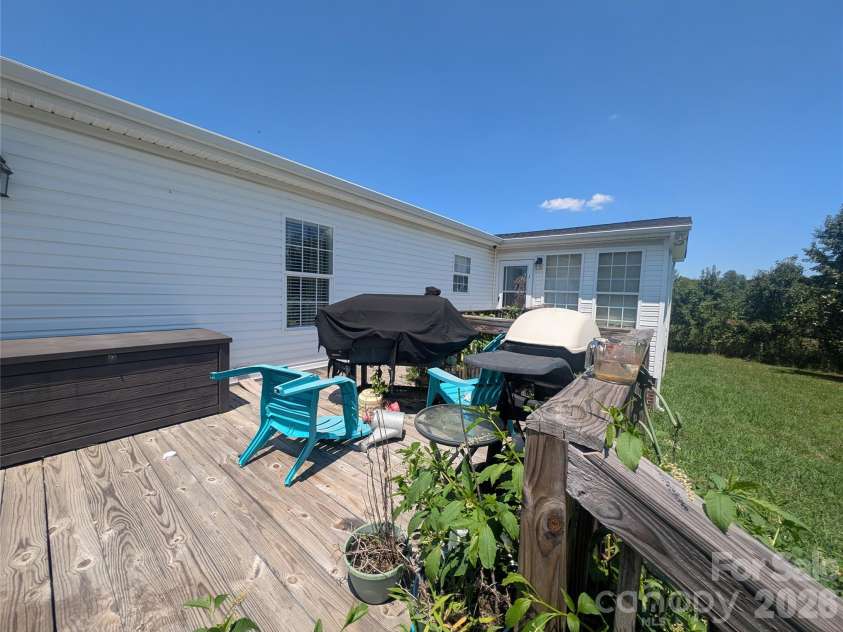 5728 Walker Way, Kings Mountain, NC 28086.  MLS# CAR4404021, YatesRealty ID 36909. 