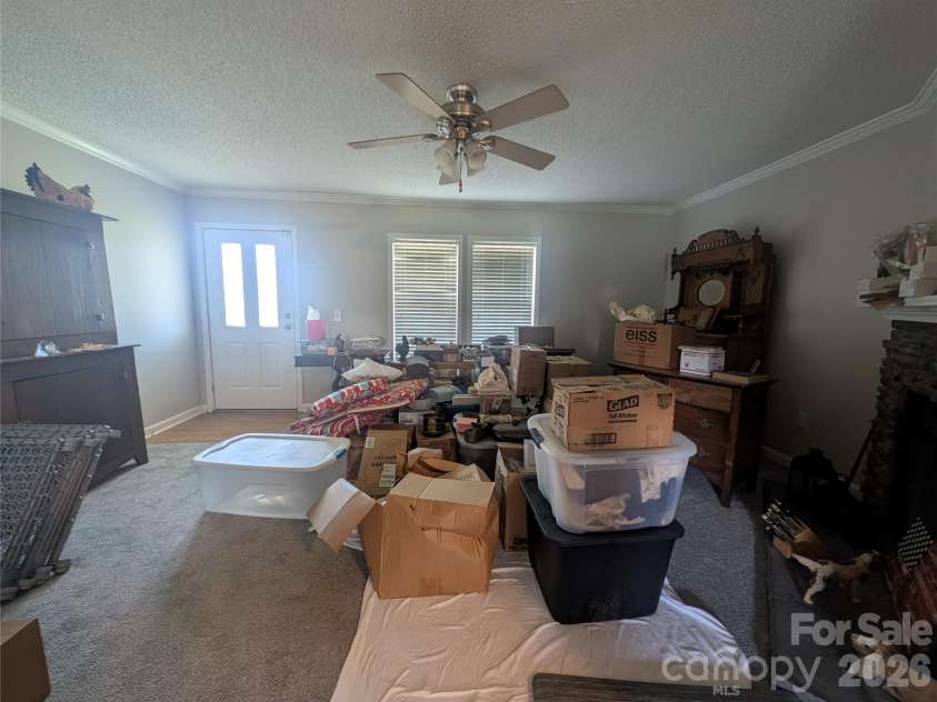 5728 Walker Way, Kings Mountain, NC 28086.  MLS# CAR4404021, YatesRealty ID 36909. 