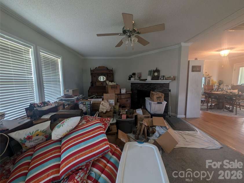 5728 Walker Way, Kings Mountain, NC 28086.  MLS# CAR4404021, YatesRealty ID 36909. 