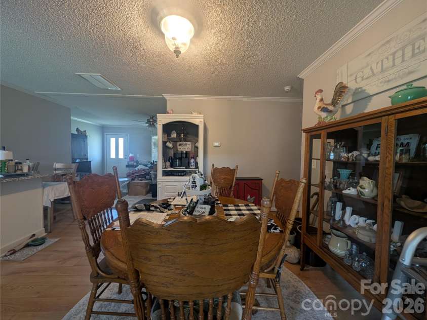 5728 Walker Way, Kings Mountain, NC 28086.  MLS# CAR4404021, YatesRealty ID 36909. 