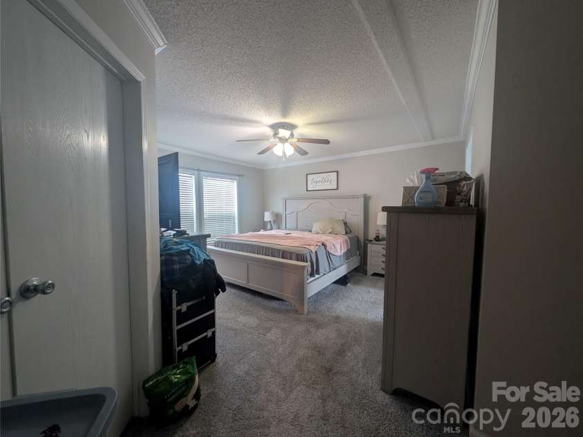 5728 Walker Way, Kings Mountain, NC 28086.  MLS# CAR4404021, YatesRealty ID 36909. 