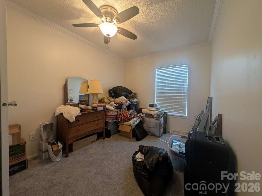 5728 Walker Way, Kings Mountain, NC 28086.  MLS# CAR4404021, YatesRealty ID 36909. 