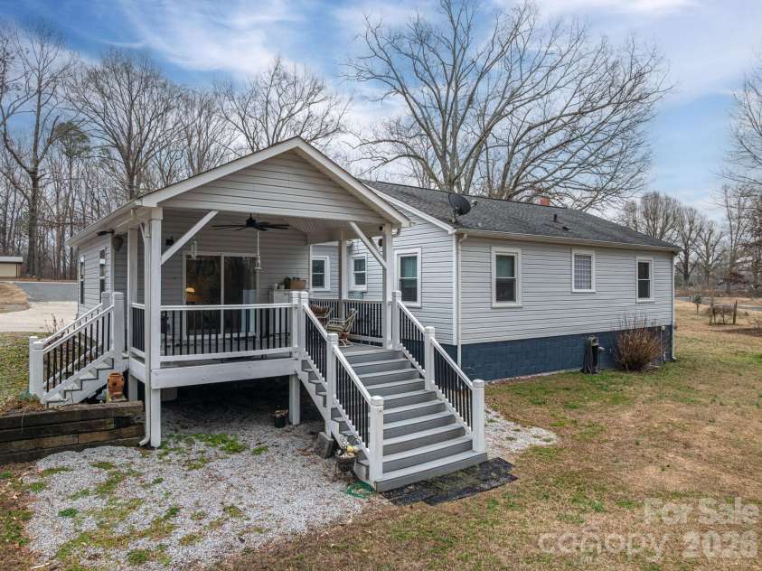 2033 Puetts Chapel Road, Bessemer City, NC 28016.  MLS# CAR4340822, YatesRealty ID 3691. 