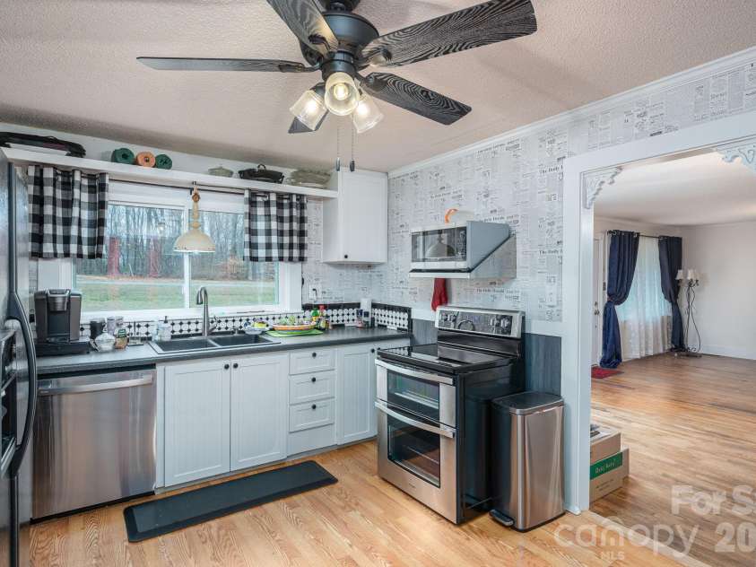 2033 Puetts Chapel Road, Bessemer City, NC 28016.  MLS# CAR4340822, YatesRealty ID 3691. 