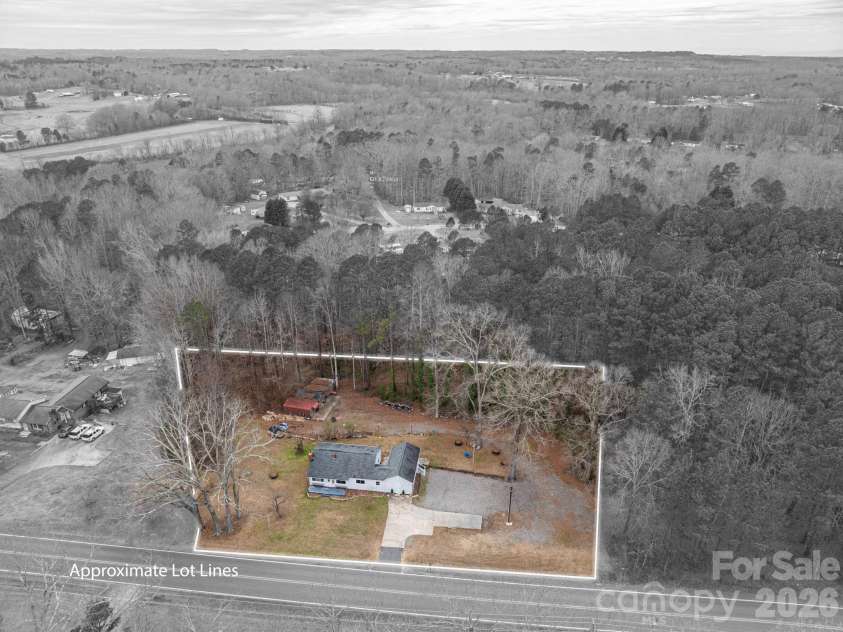 2033 Puetts Chapel Road, Bessemer City, NC 28016.  MLS# CAR4340822, YatesRealty ID 3691. 