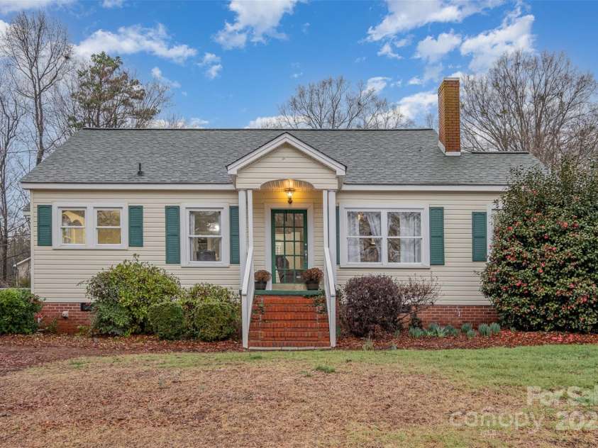 8639 NC Hwy 205 Highway, Oakboro, NC 28129.  MLS# CAR4223664, YatesRealty ID 3691. 