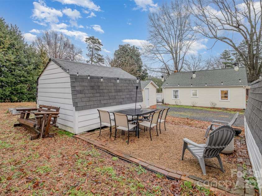 8639 NC Hwy 205 Highway, Oakboro, NC 28129.  MLS# CAR4223664, YatesRealty ID 3691. 