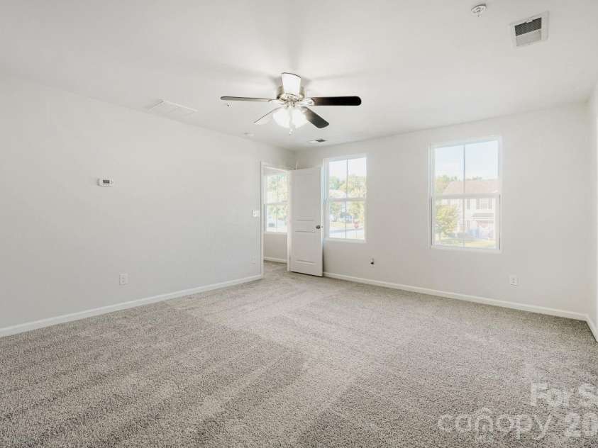 2394 Everton Circle, Concord, NC 28025.  MLS# CAR4404289, YatesRealty ID 36910. 