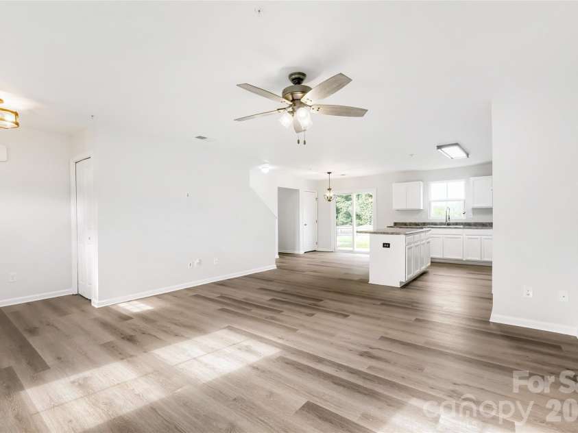 2394 Everton Circle, Concord, NC 28025.  MLS# CAR4404289, YatesRealty ID 36910. 