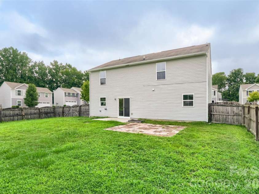 2394 Everton Circle, Concord, NC 28025.  MLS# CAR4404289, YatesRealty ID 36910. 