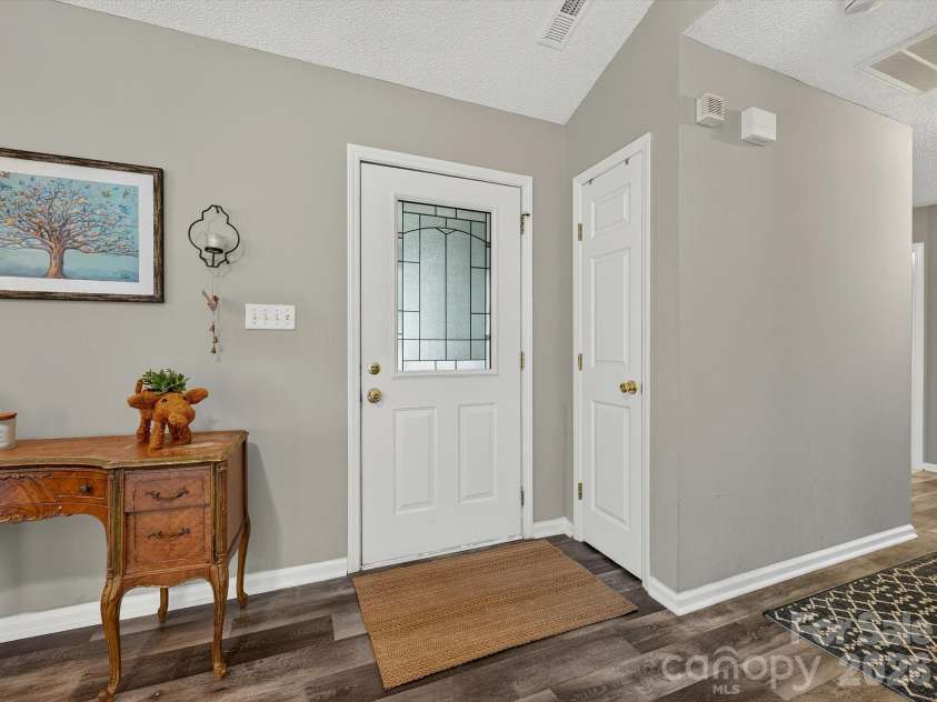 2316 Ivy Run Drive, Indian Trail, NC 28079.  MLS# CAR4403970, YatesRealty ID 36911. 