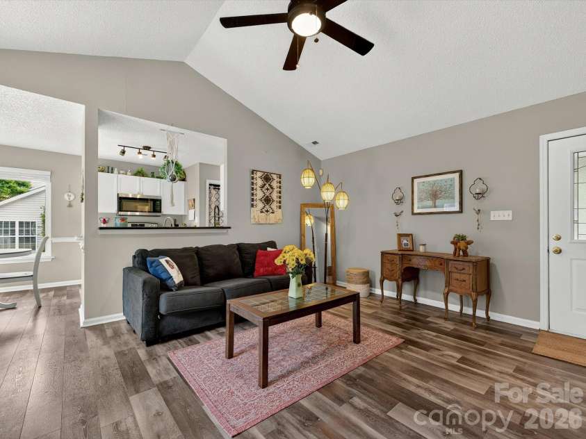 2316 Ivy Run Drive, Indian Trail, NC 28079.  MLS# CAR4403970, YatesRealty ID 36911. 