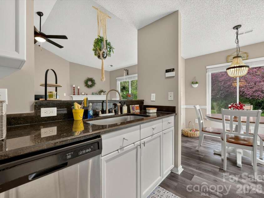 2316 Ivy Run Drive, Indian Trail, NC 28079.  MLS# CAR4403970, YatesRealty ID 36911. 