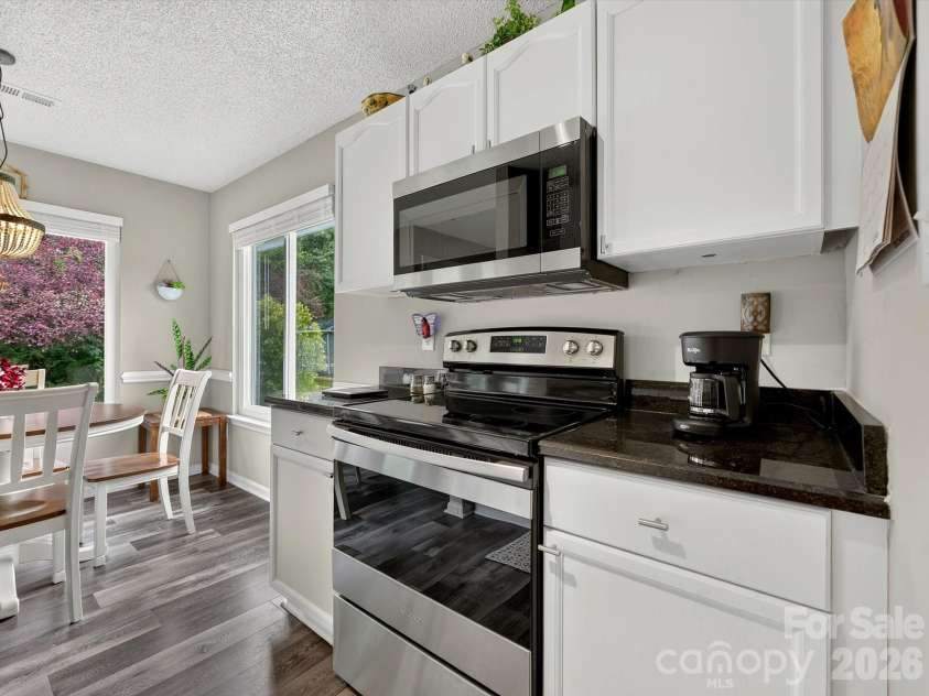 2316 Ivy Run Drive, Indian Trail, NC 28079.  MLS# CAR4403970, YatesRealty ID 36911. 