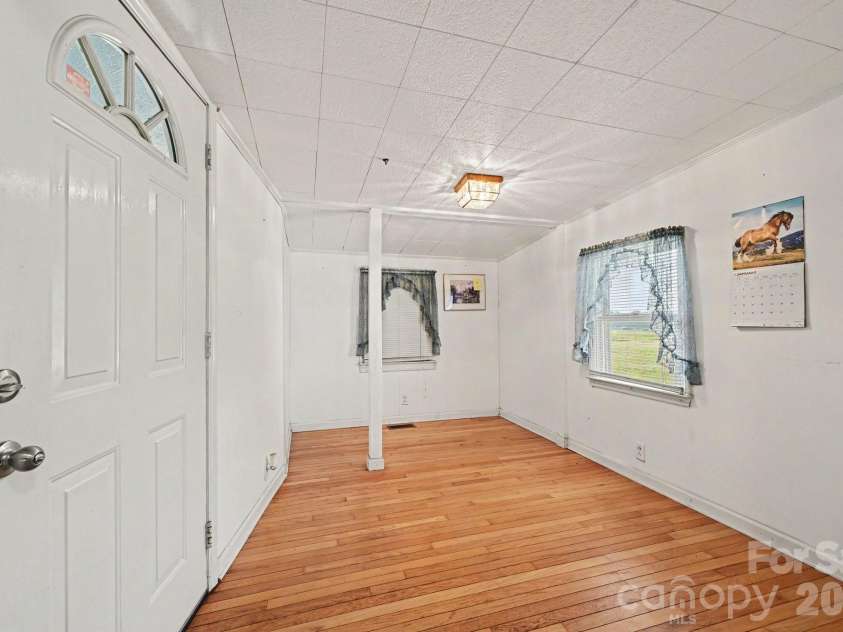 812 Forest Hills School Road, Marshville, NC 28103.  MLS# CAR4402470, YatesRealty ID 36913. 