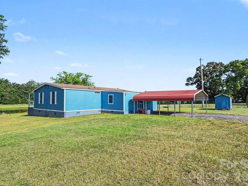 812 Forest Hills School Road, Marshville, NC 28103.  MLS# CAR4402470, YatesRealty ID 36913. 