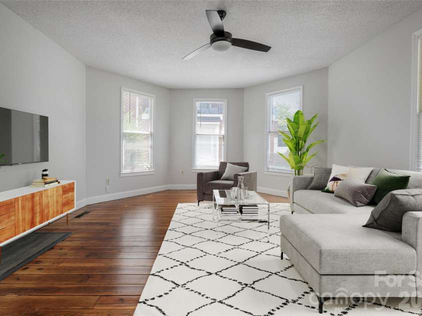 30 Bartlett Street, Asheville, NC 28801.  MLS# CAR4402676, YatesRealty ID 36917. 