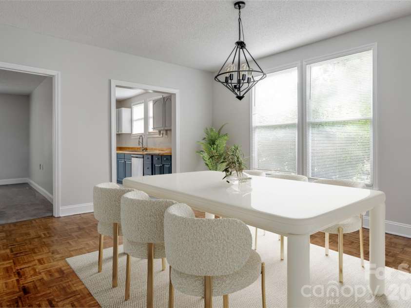30 Bartlett Street, Asheville, NC 28801.  MLS# CAR4402676, YatesRealty ID 36917. 