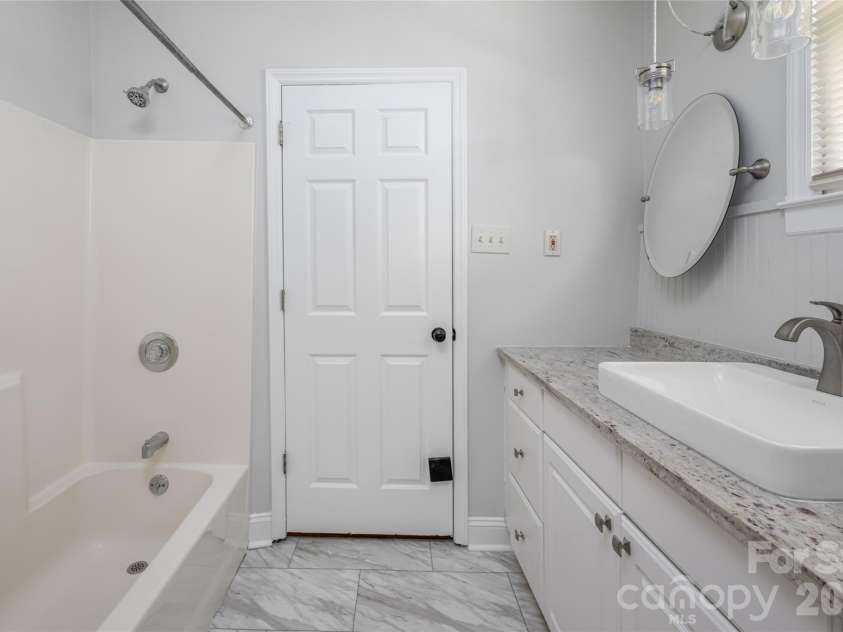 30 Bartlett Street, Asheville, NC 28801.  MLS# CAR4402676, YatesRealty ID 36917. 