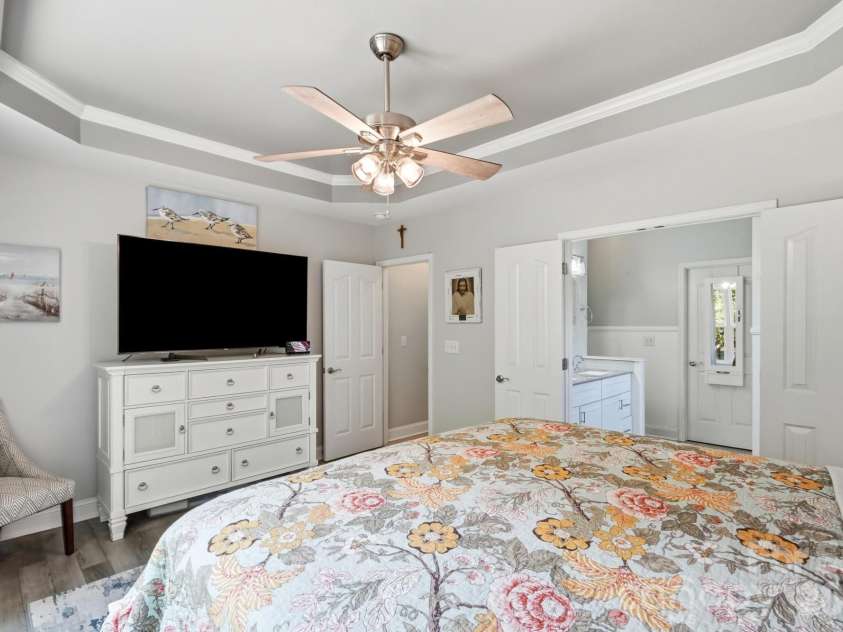 7254 Pine Ridge Drive, Denver, NC 28037.  MLS# CAR4404201, YatesRealty ID 36919. 