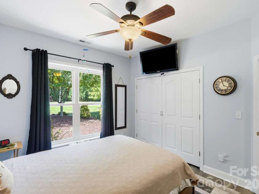 7254 Pine Ridge Drive, Denver, NC 28037.  MLS# CAR4404201, YatesRealty ID 36919. 