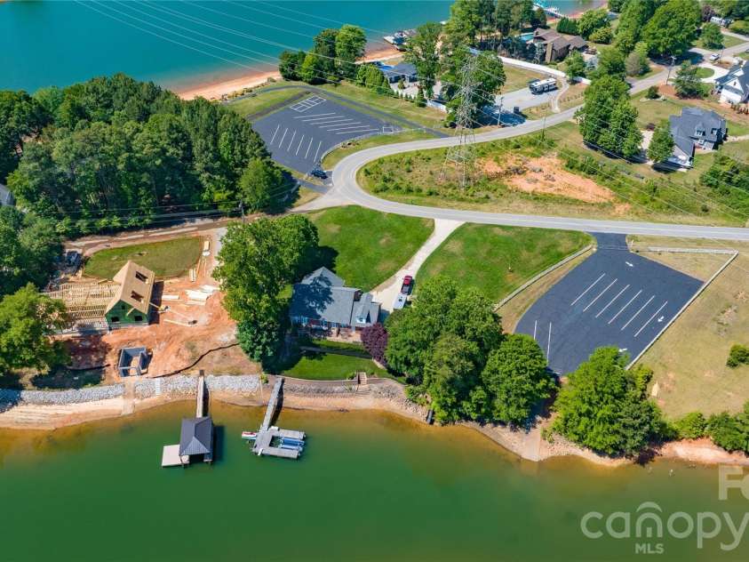 7254 Pine Ridge Drive, Denver, NC 28037.  MLS# CAR4404201, YatesRealty ID 36919. 