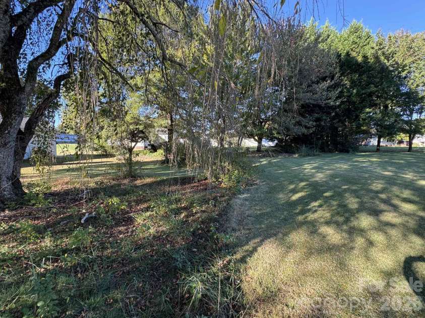 149 Vance Street, Dobson, NC 27017.  MLS# CAR4350768, YatesRealty ID 3692. 