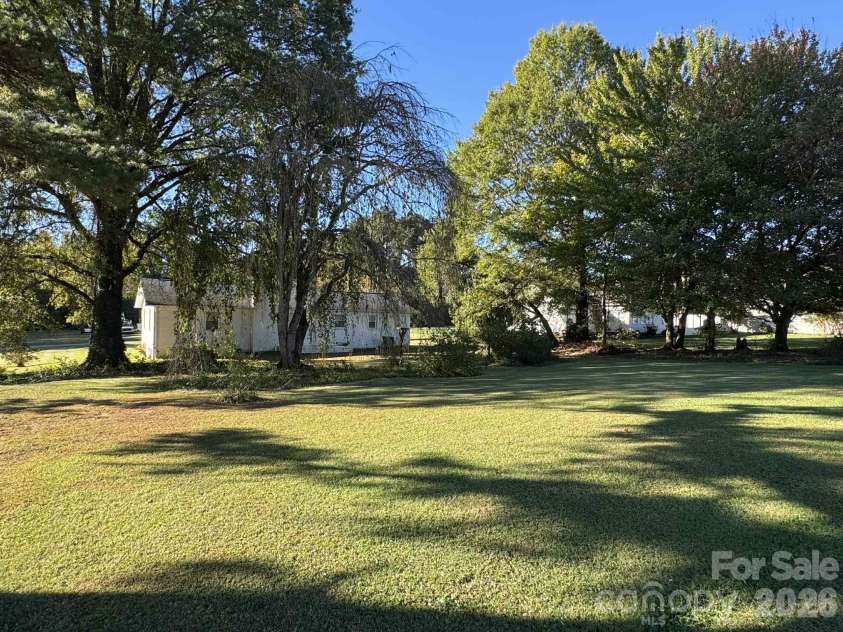 149 Vance Street, Dobson, NC 27017.  MLS# CAR4350768, YatesRealty ID 3692. 