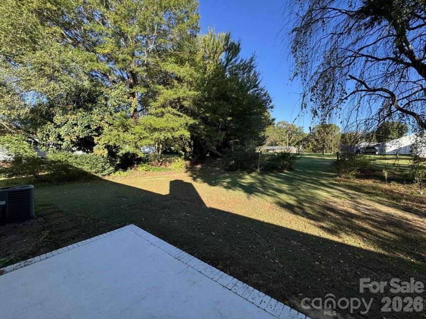 149 Vance Street, Dobson, NC 27017.  MLS# CAR4350768, YatesRealty ID 3692. 