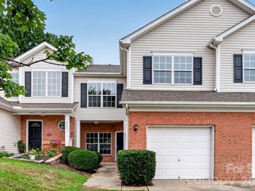 8531 Carolina Lily Lane, Charlotte, NC 28262.  MLS# CAR4404487, YatesRealty ID 36923. 