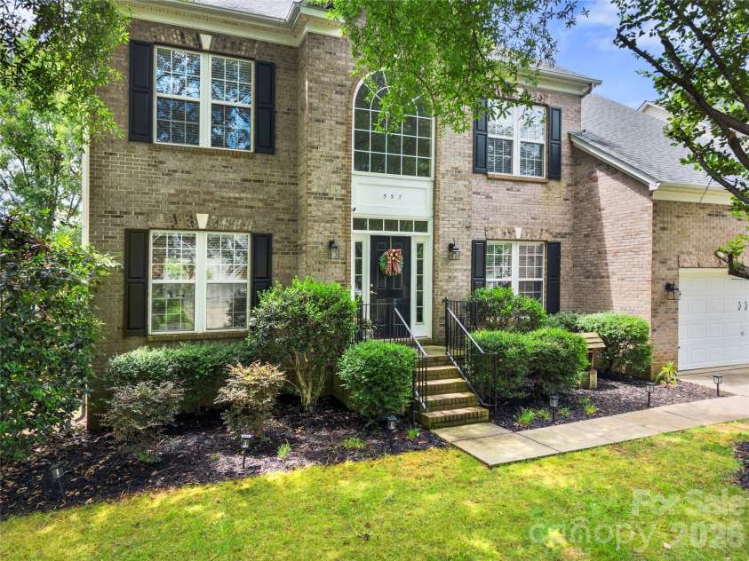 557 Fair Oaks Drive, Fort Mill, SC 29708.  MLS# CAR4403239, YatesRealty ID 36924. 