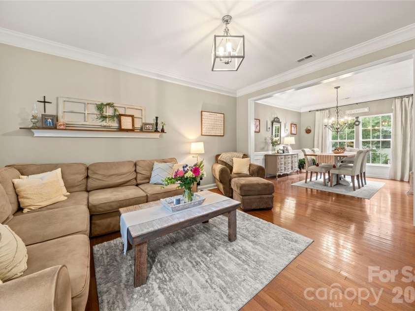 557 Fair Oaks Drive, Fort Mill, SC 29708.  MLS# CAR4403239, YatesRealty ID 36924. 