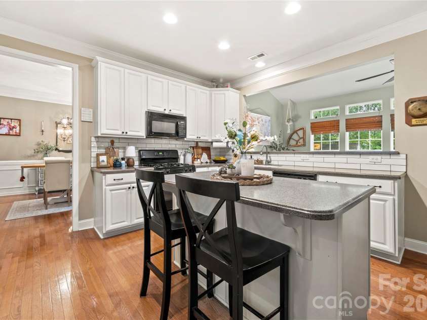 557 Fair Oaks Drive, Fort Mill, SC 29708.  MLS# CAR4403239, YatesRealty ID 36924. 