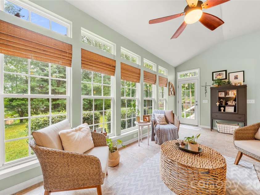 557 Fair Oaks Drive, Fort Mill, SC 29708.  MLS# CAR4403239, YatesRealty ID 36924. 