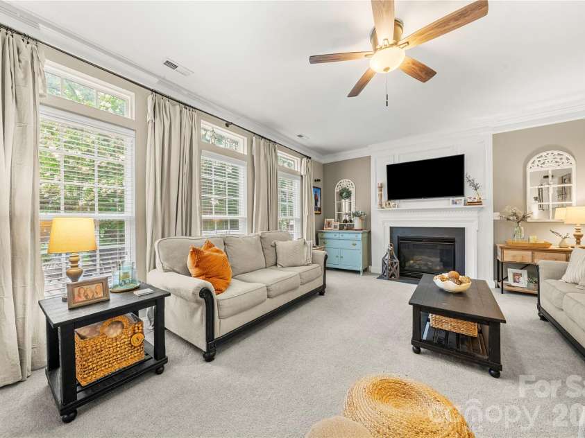 557 Fair Oaks Drive, Fort Mill, SC 29708.  MLS# CAR4403239, YatesRealty ID 36924. 
