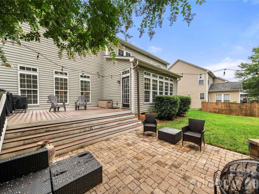 557 Fair Oaks Drive, Fort Mill, SC 29708.  MLS# CAR4403239, YatesRealty ID 36924. 