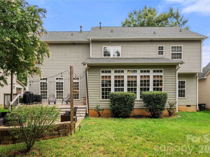 557 Fair Oaks Drive, Fort Mill, SC 29708.  MLS# CAR4403239, YatesRealty ID 36924. 