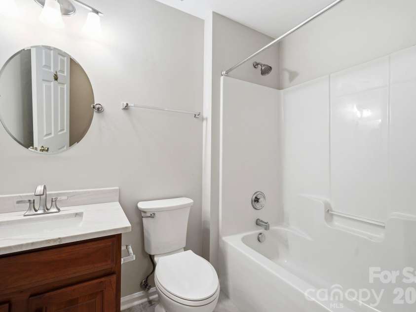 12524 Eudora Lane, Charlotte, NC 28277.  MLS# CAR4397502, YatesRealty ID 36927. 
