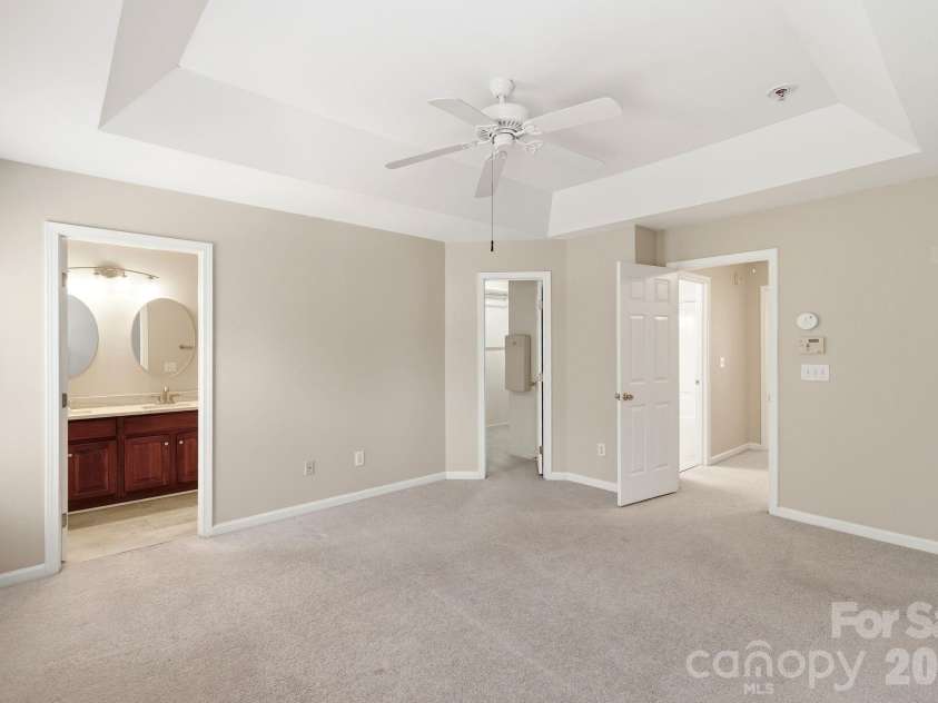 12524 Eudora Lane, Charlotte, NC 28277.  MLS# CAR4397502, YatesRealty ID 36927. 