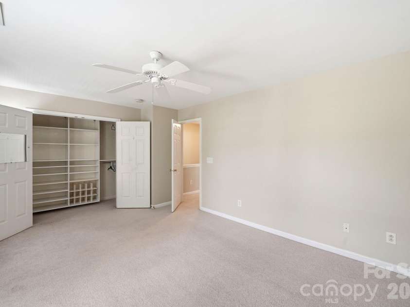 12524 Eudora Lane, Charlotte, NC 28277.  MLS# CAR4397502, YatesRealty ID 36927. 