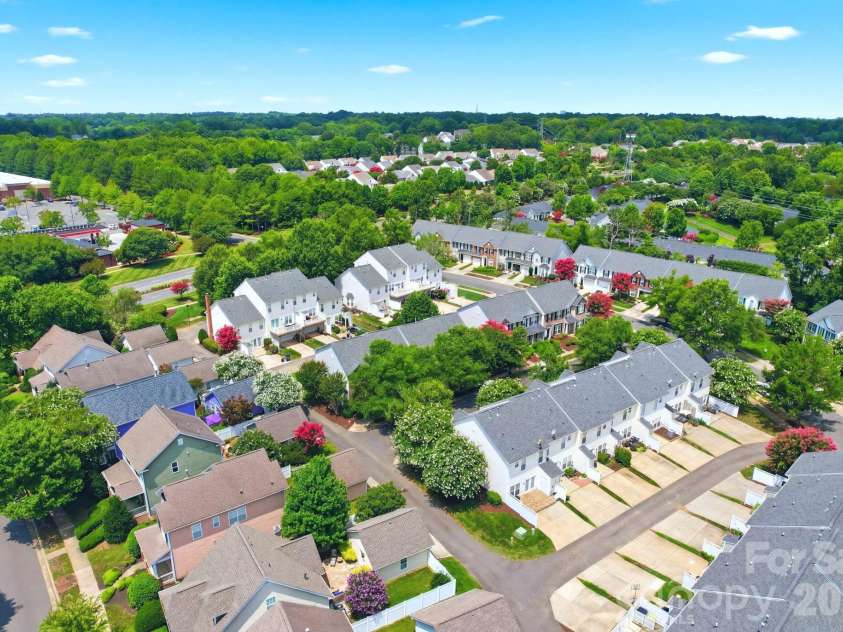 12524 Eudora Lane, Charlotte, NC 28277.  MLS# CAR4397502, YatesRealty ID 36927. 